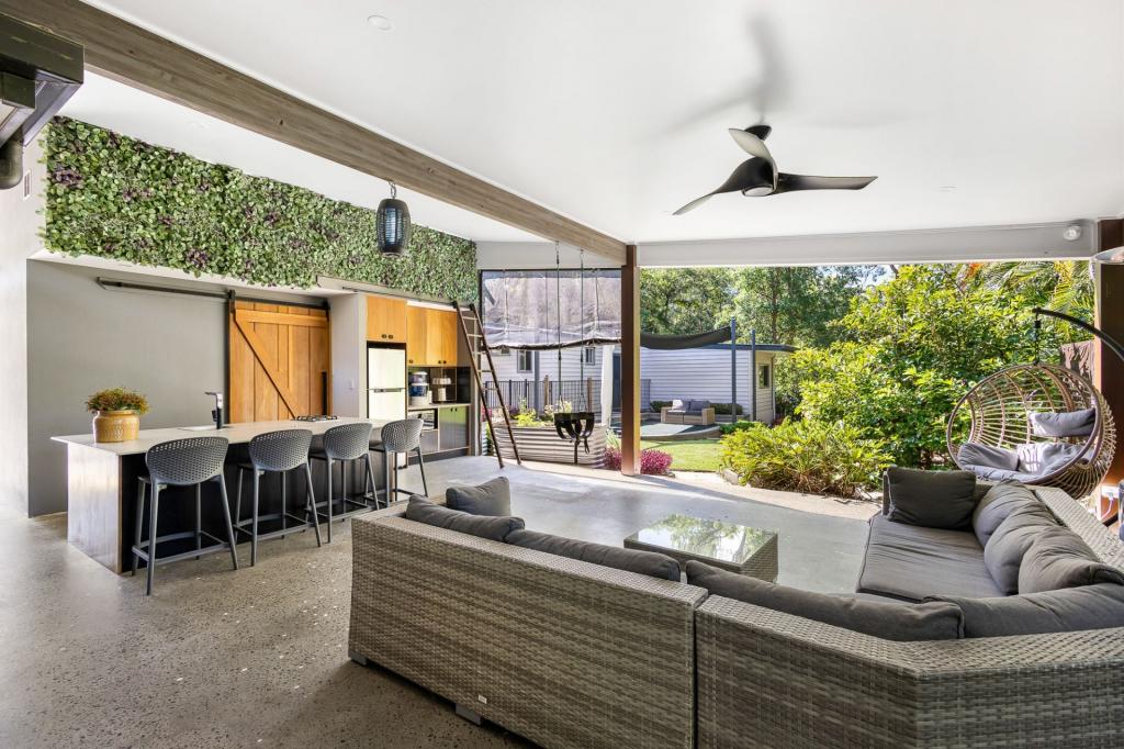29 Mooloolah Rd, Mooloolah Valley, QLD 4553
