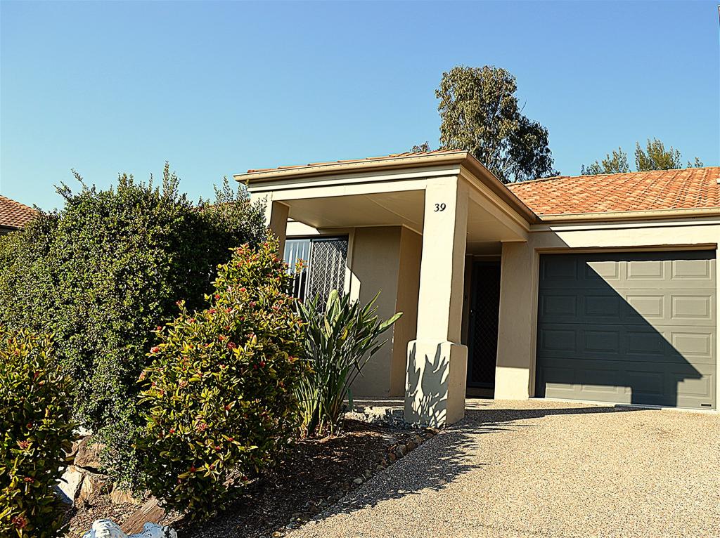 39/1-15 Santa Isobel Bvd, Pacific Pines, QLD 4211