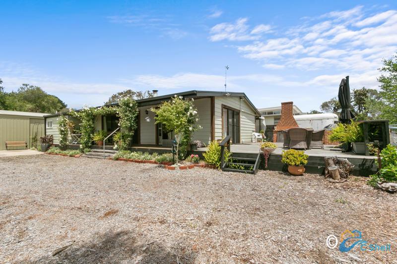 58 Central Ave, Loch Sport, VIC 3851