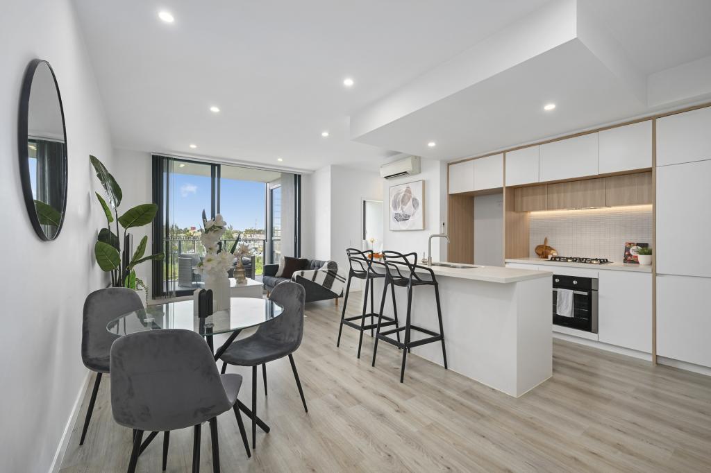 408/81b Lord Sheffield Cct, Penrith, NSW 2750