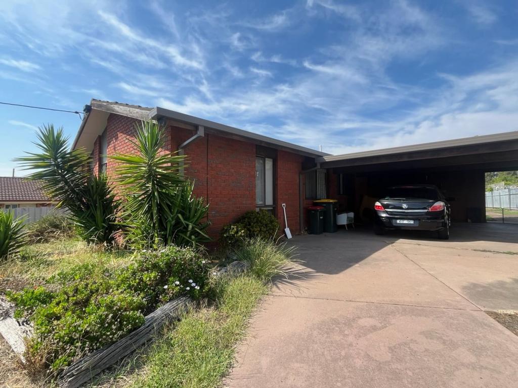 1/6 Ironbark Dr, Maryborough, VIC 3465