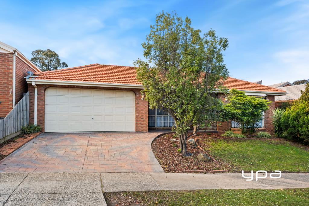 10 Heatherbrae Cres, Sunbury, VIC 3429