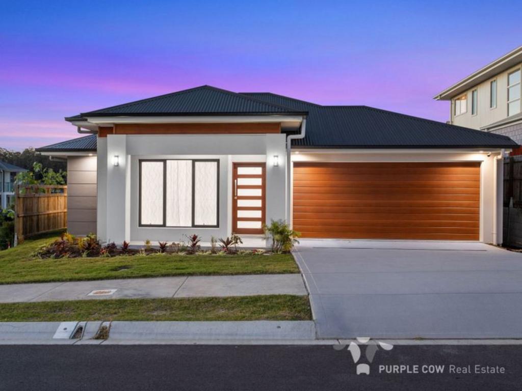 46 New York Way, Spring Mountain, QLD 4300