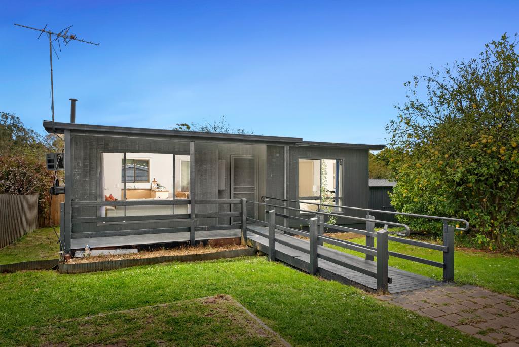 2/46 Blackwood Park Rd, Ferntree Gully, VIC 3156