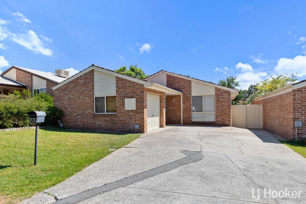 13 Leisler Pl, Palmerston, ACT 2913