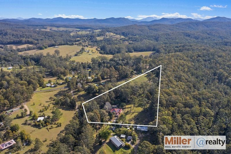 10 CURRAWONG RD, MACKSVILLE, NSW 2447