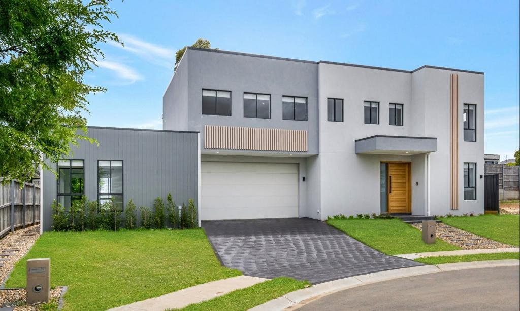 73 BLUEBELL CRES, SPRING FARM, NSW 2570