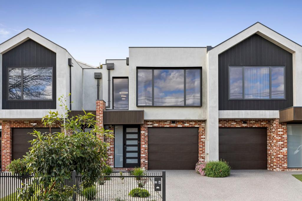 2/6 Ross St, Niddrie, VIC 3042