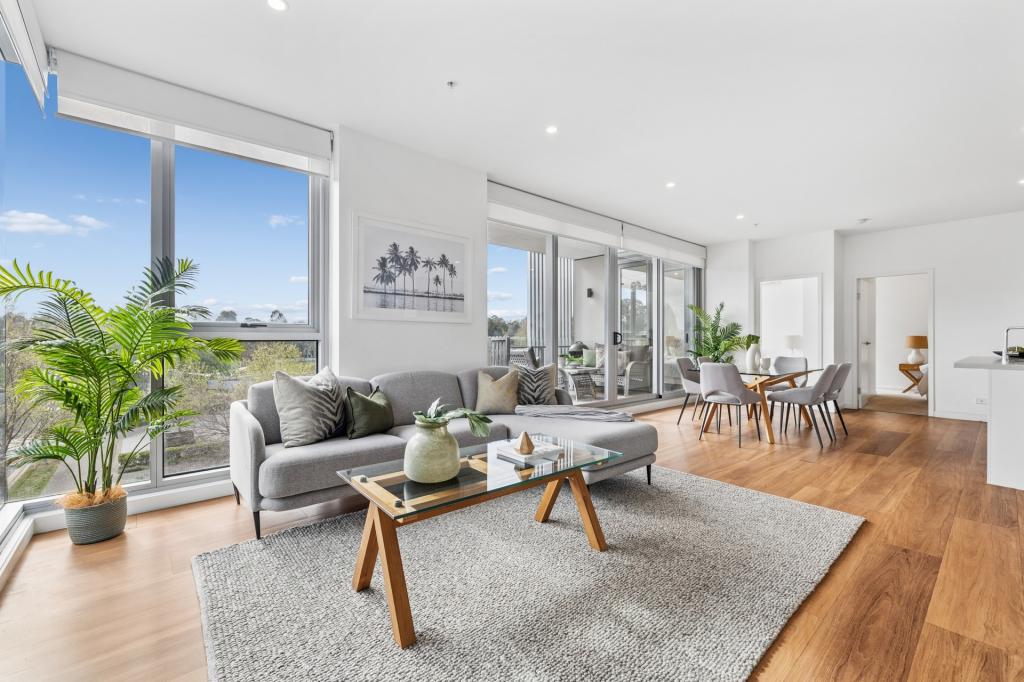 303/8 Aviators Way, Penrith, NSW 2750