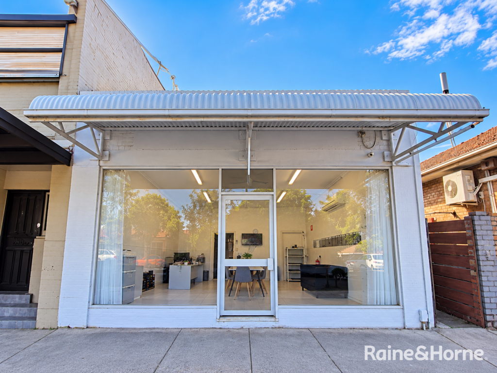 144 Melville Rd, Pascoe Vale South, VIC 3044