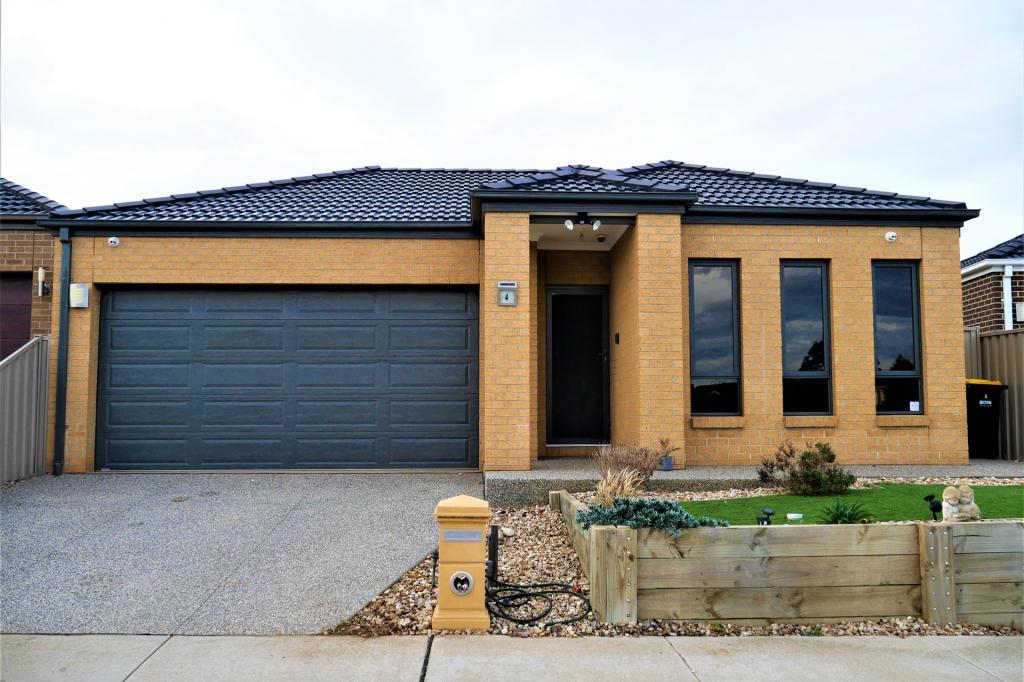 4 Caruana Cres, Harkness, VIC 3337