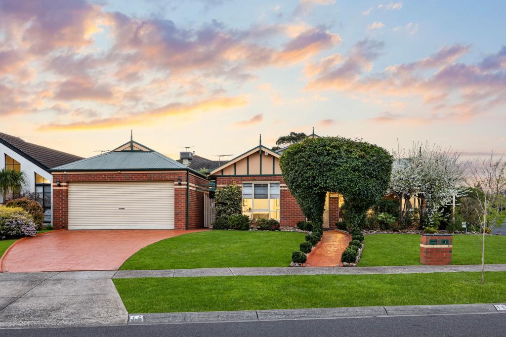 16 Truro Cres, Taylors Lakes, VIC 3038