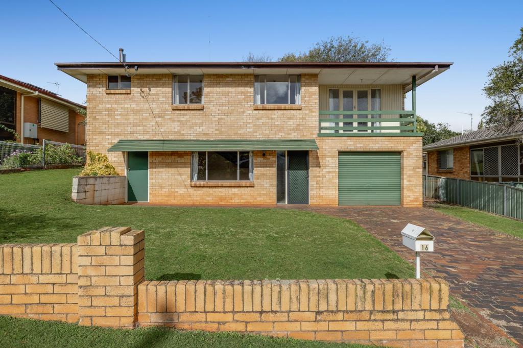 16 Eugenia St, Harlaxton, QLD 4350