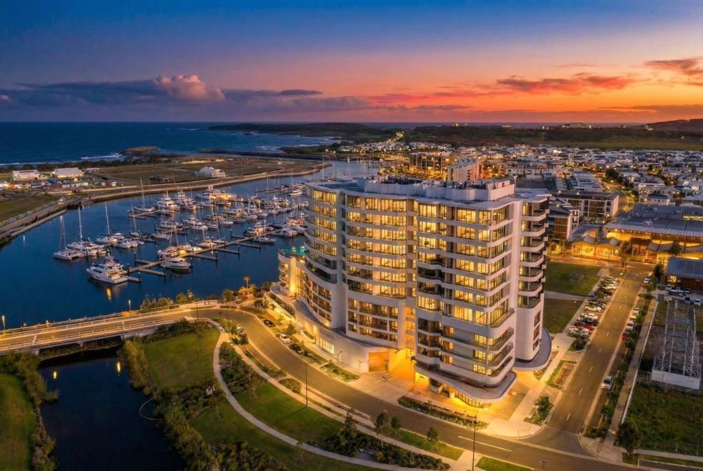 707/10 Waterfront Prom, Shell Cove, NSW 2529