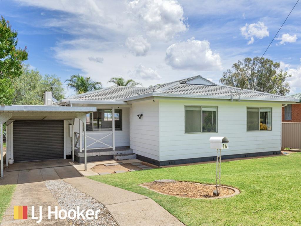14 MILBURN RD, OXLEY VALE, NSW 2340