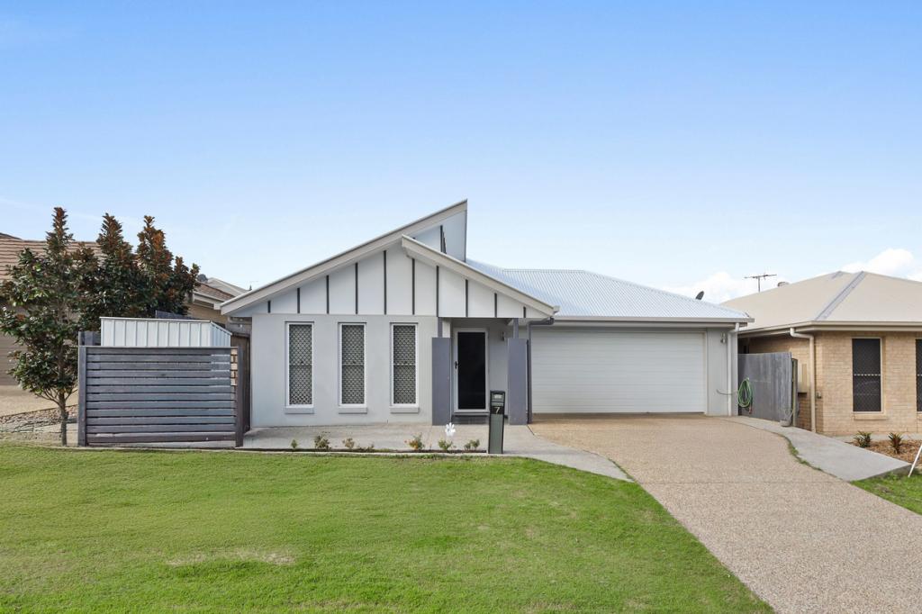7 BONNEY CT, WARNER, QLD 4500