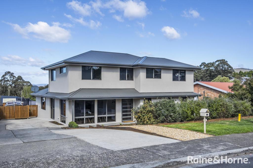 15 Nolan Cres, Kingston, TAS 7050