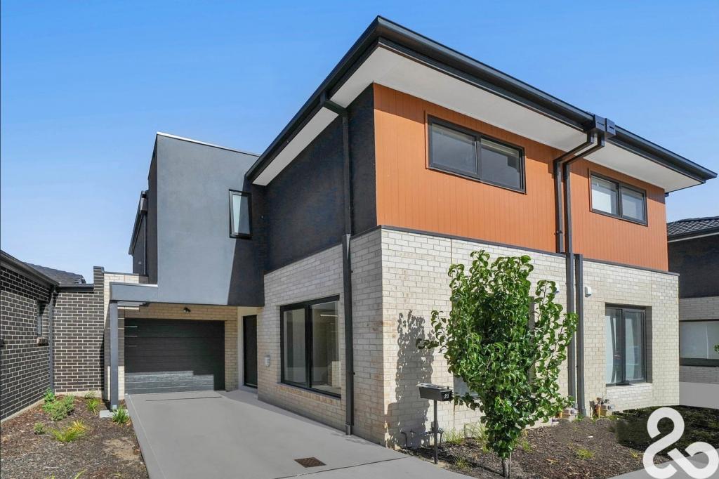 23 Midnight Cct, South Morang, VIC 3752