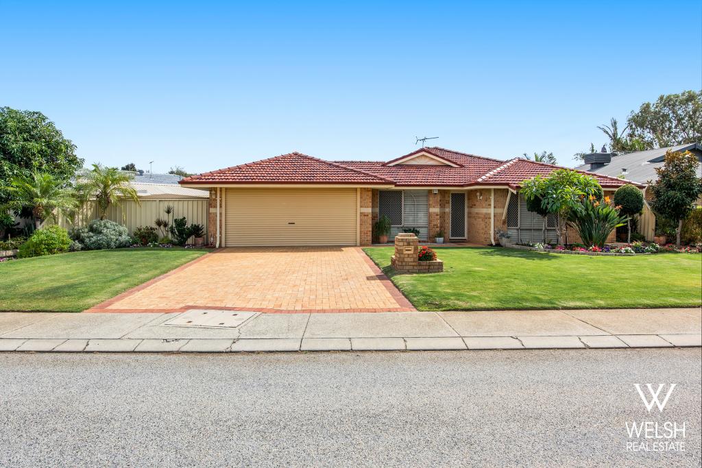 15 Tourmaline Gdns, Forrestfield, WA 6058