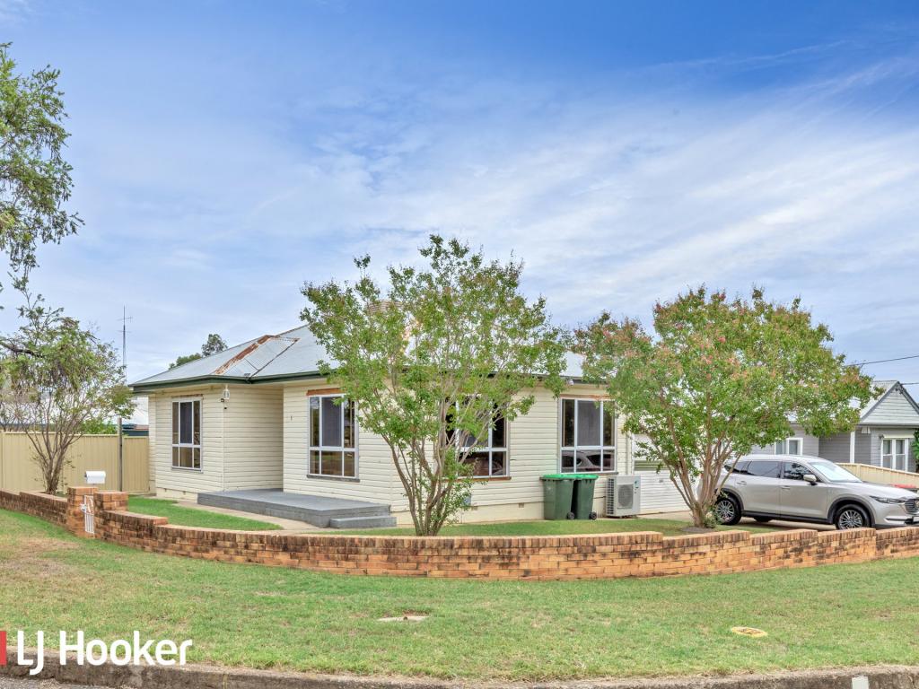 1b Parry St, West Tamworth, NSW 2340
