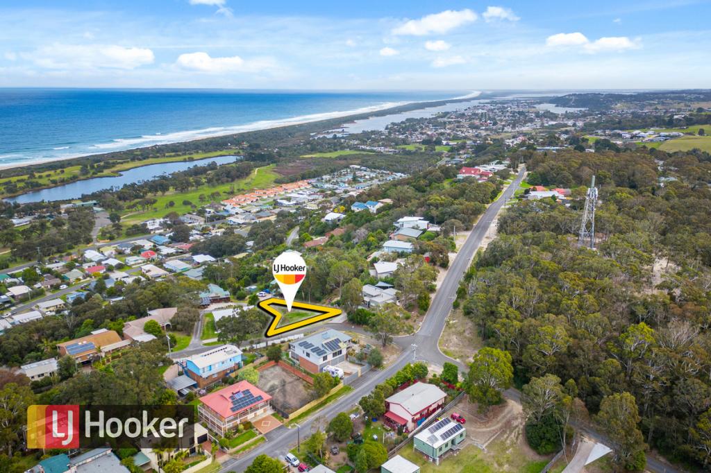 31 MCRAE ST, LAKES ENTRANCE, VIC 3909