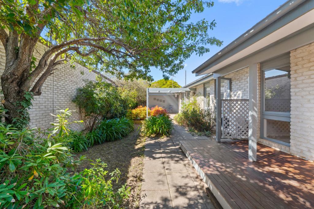 25 Gorrie Cl, Hawker, ACT 2614