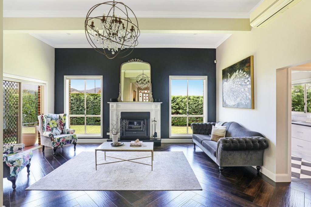 138 Derribong Dr, Cordeaux Heights, NSW 2526