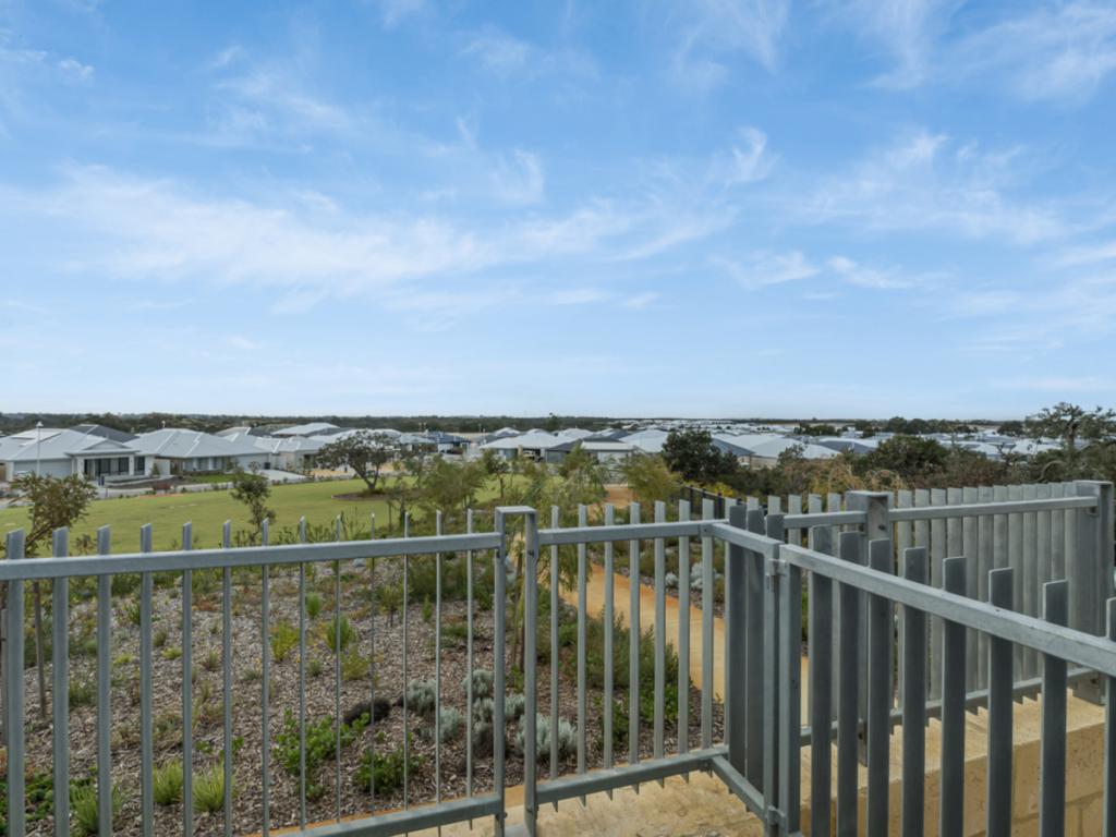 12 Pender Lane, Eglinton, WA 6034