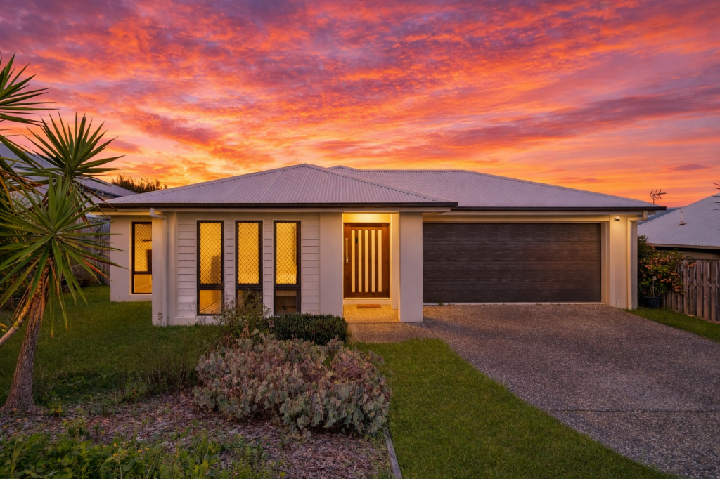 13 Frogmouth St, Upper Coomera, QLD 4209