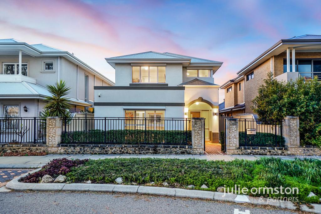 32 Windmill Cir, Burns Beach, WA 6028