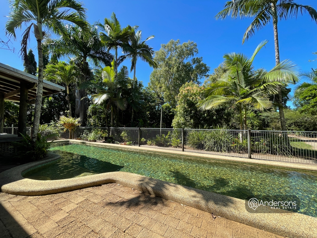 24 Wongaling Beach Rd, Wongaling Beach, QLD 4852