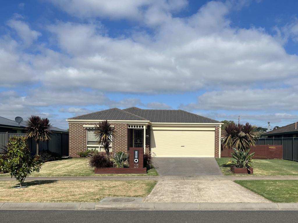 25 Parkinson St, Maffra, VIC 3860