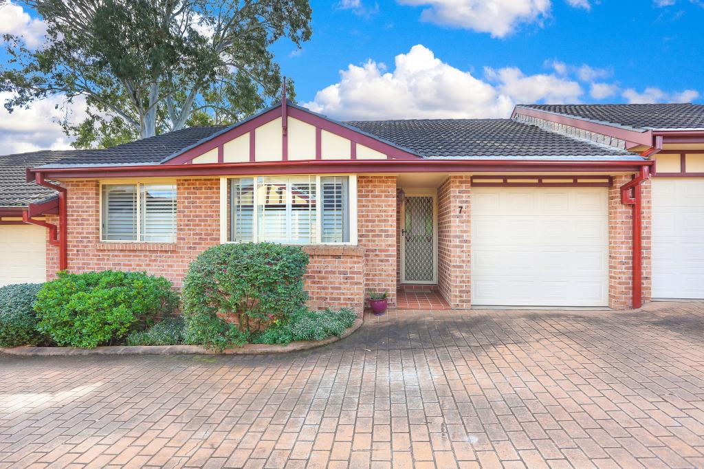 7/88 Ballandella Rd, Toongabbie, NSW 2146