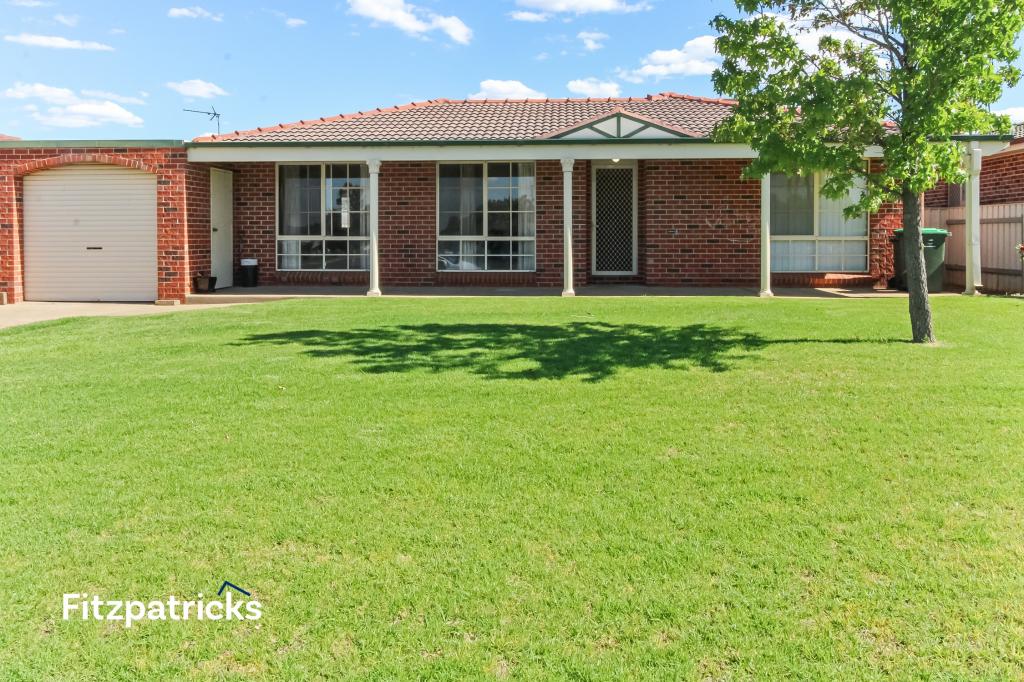 12 Yentoo Dr, Glenfield Park, NSW 2650