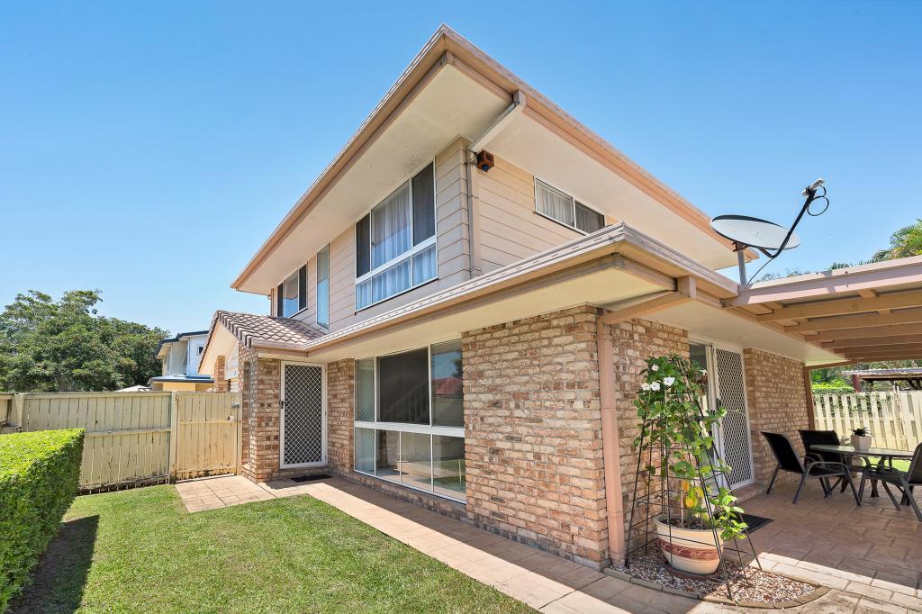 2/5 PHILIPPINE PDE, PALM BEACH, QLD 4221