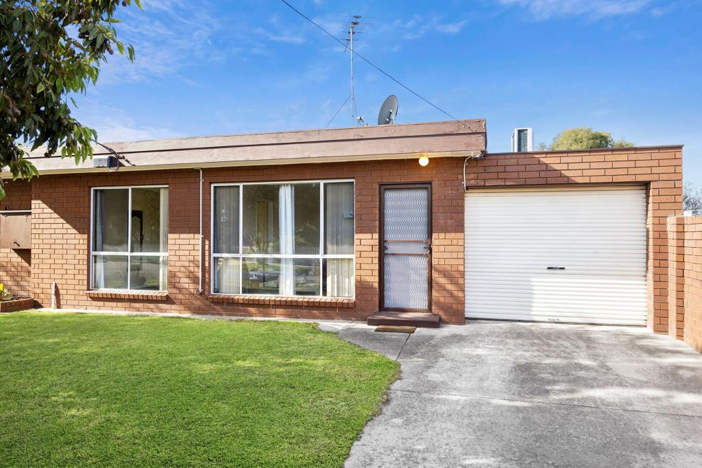 1/30 Mckinley Ave, Corio, VIC 3214