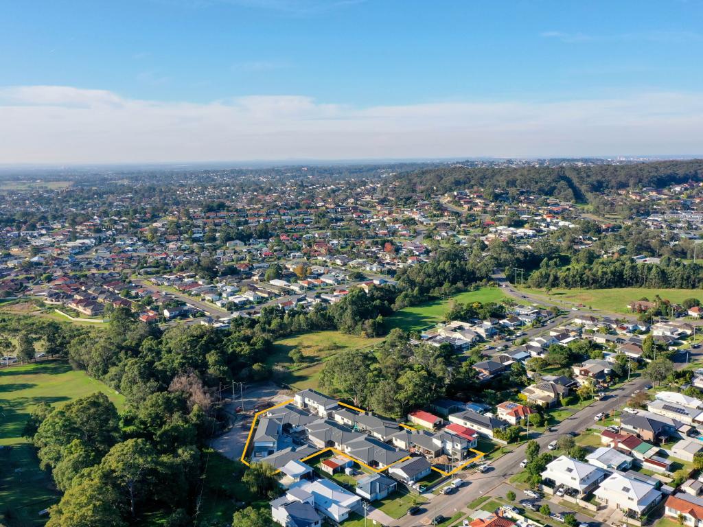 10/30 WATKINS RD, ELERMORE VALE, NSW 2287