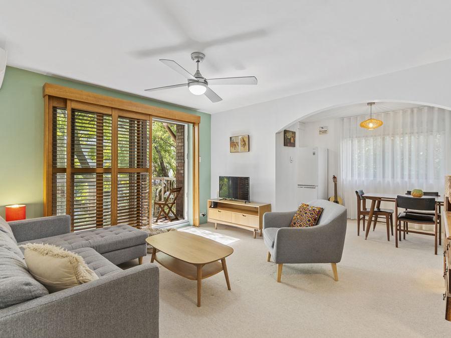 8/10 Stirrat St, Coorparoo, QLD 4151