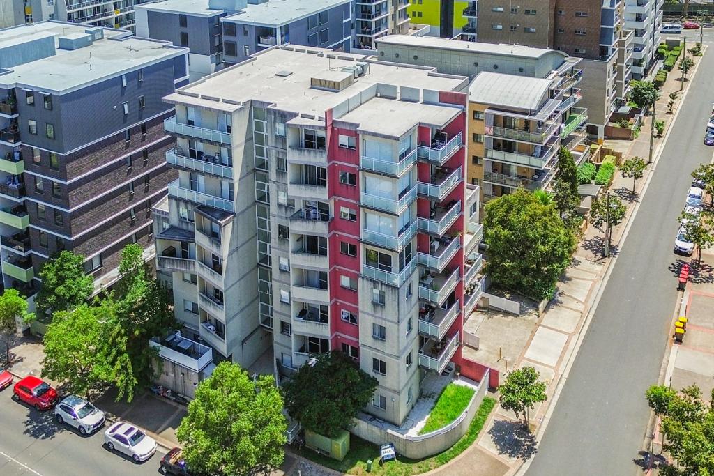 13/41-43 Lachlan St, Warwick Farm, NSW 2170