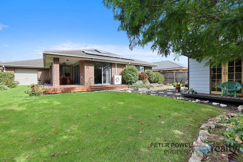 12 Poplar Cl, Trafalgar, VIC 3824