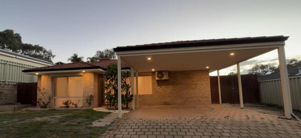 7 Waitch Loop, Beeliar, WA 6164