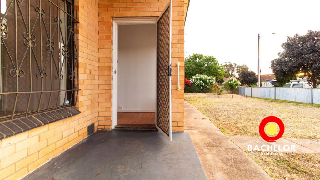 14 BUCKLEY ST, DAVOREN PARK, SA 5113