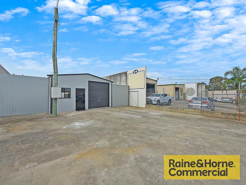 24 Cameron St, Clontarf, QLD 4019