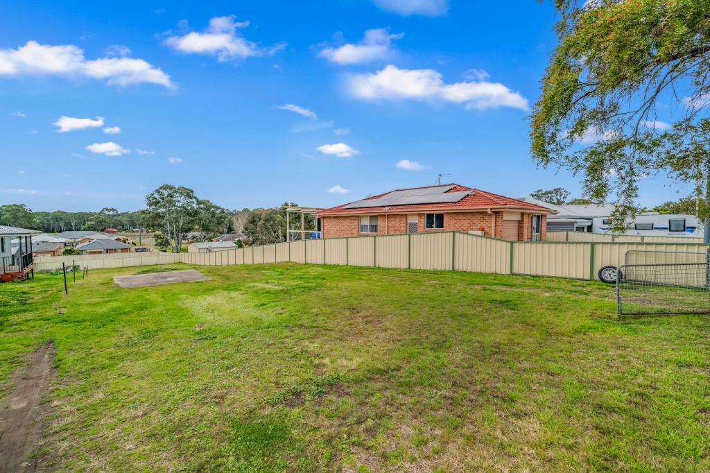 95 Harle St, Abermain, NSW 2326