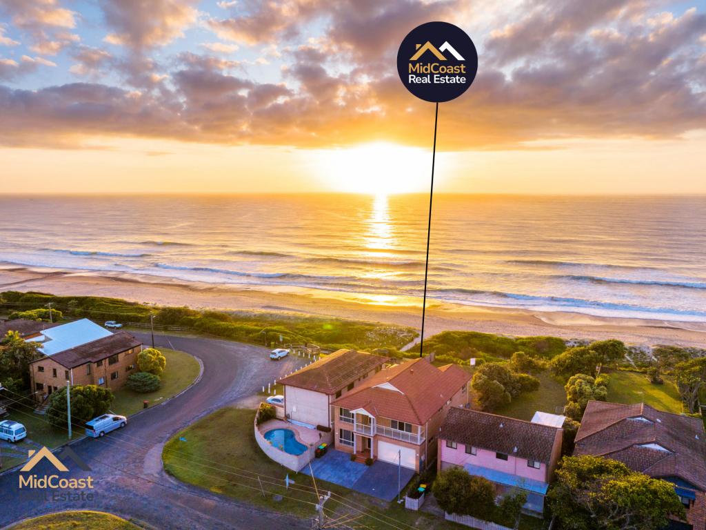 4 LEWIS ST, OLD BAR, NSW 2430