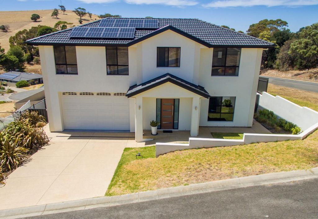 1 KINGSTON HEATH CT, NORMANVILLE, SA 5204