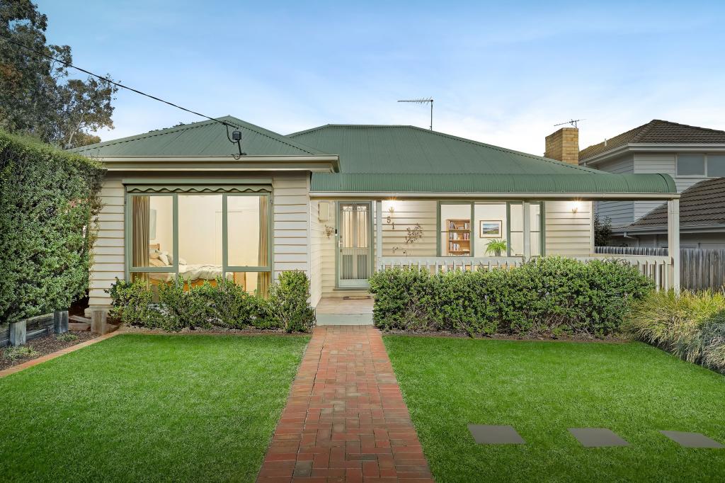 51 May St, Macleod, VIC 3085