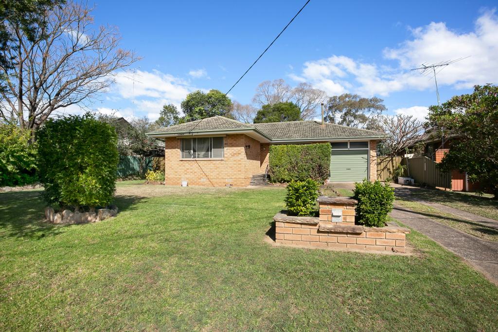 4 Kennedy Dr, South Penrith, NSW 2750