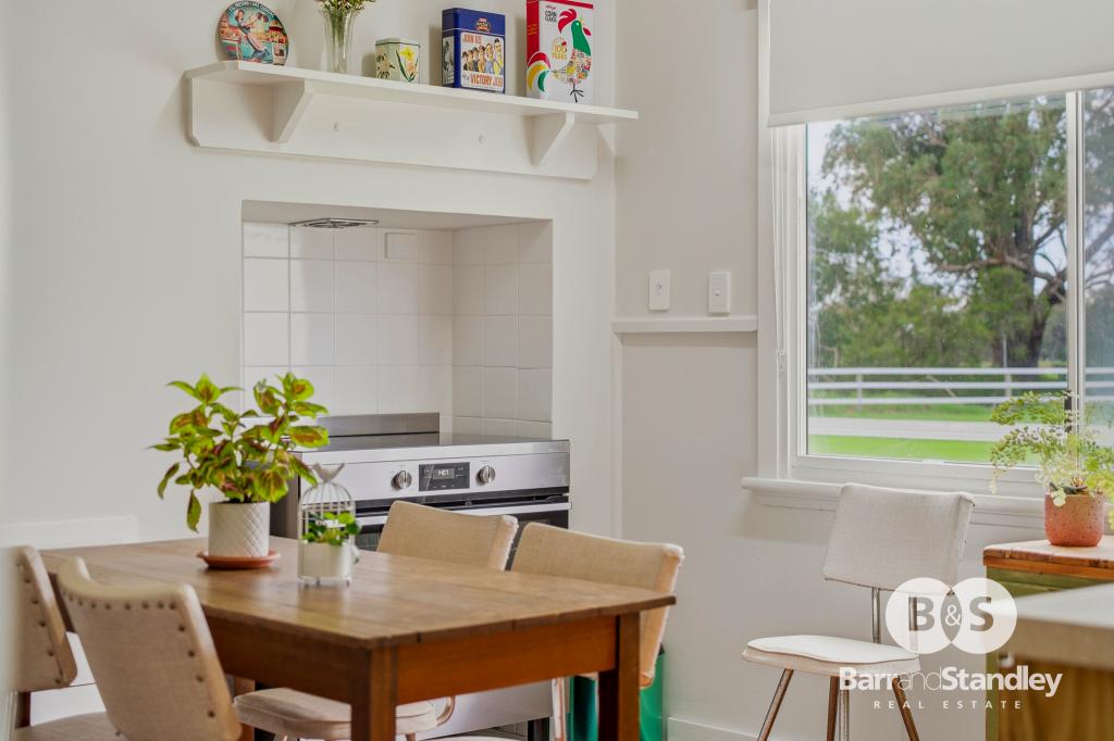 64 Waterloo Rd, Paradise, WA 6236