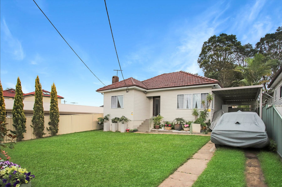 27 ROWLEY ST, PENDLE HILL, NSW 2145